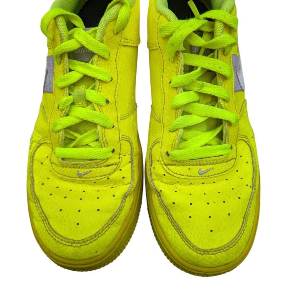 Nike Air Force 1 LV8 Utility Volt Sneakers Size 7Y AR1708-700‎ Neon Green Shoes - Picture 4 of 10